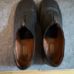 Fluchos Women’s Black Leather Shoes